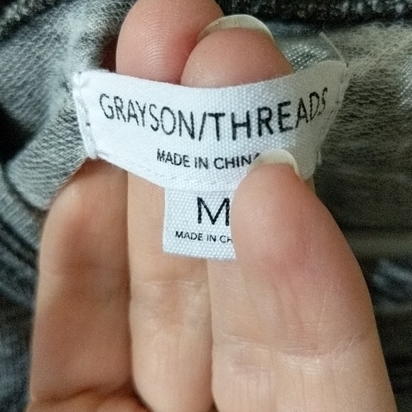 Super soft distressed gray Austin sleeveless tee - Picture 7 of 9